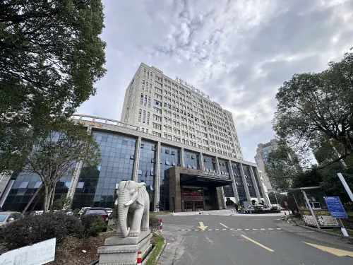Taizhou Junhua Yixiang Hotel (Wenling Daxi Branch)