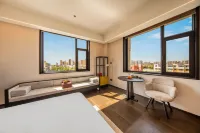 Zhongwei Shapotou District Shengjin Nianhua Hotel