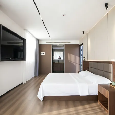 Stellar Journey RV Campsite Hotels in Dalat