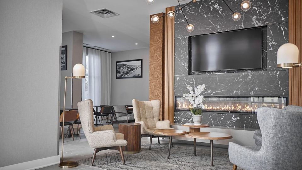 Four Points by Sheraton Oakville