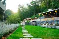 Mengshanju Homestay (Gu Long Xia)