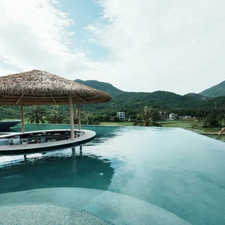 RAN · Wild Luxury Resort Hotel