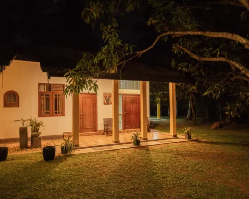 Airport Serenity Villa Hotels in Gampaha