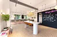 Lv Xiao Er · Her Youth Hostel (Shanghai Chifeng Road Subway Station) - 2 stelle