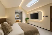 Half-Awake Huizhou-style Homestay in Hongcun Scenic Area - New
