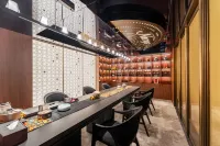 Nerys Hotel - bars