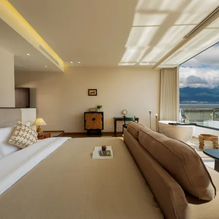 Jinshi·Seaview Resort (Huanhai East Road, Erhai Lake Branch)