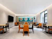 City Comfort Inn Hotel (Guiyang Penshui Pool Jiaxiu Tower) 취웨이 파빌리온 주변 호텔