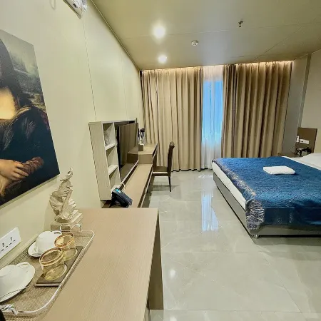 Skyport Hotel