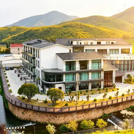 Mogan Shan Muxi Bay Wellness Private Hot Spring Homestay