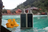 Zunyi Granary · Persimmon Tree Side Mountain Estate Vacation Apartment - Barer