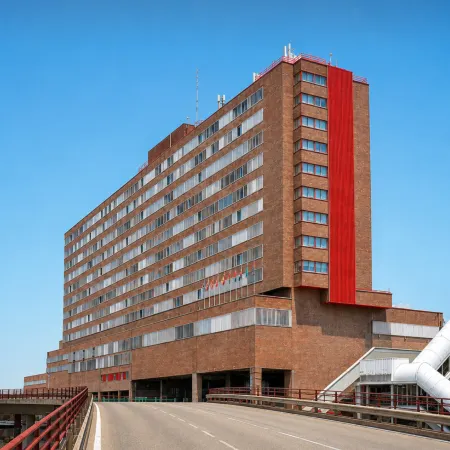Hotel Chamartin the One