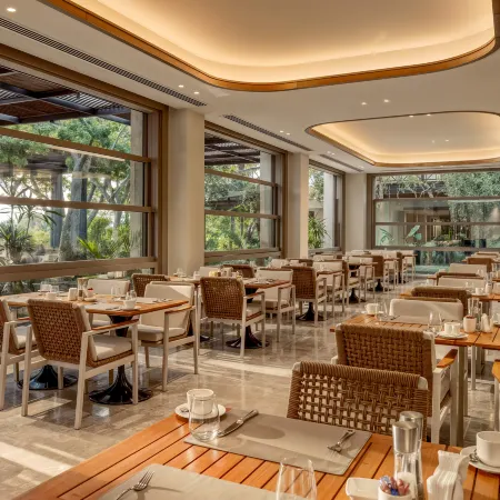 Merit Crystal Cove Hotel Casino & Spa