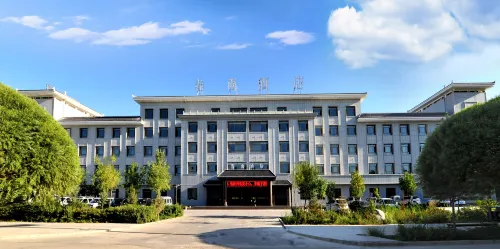 โรงแรมชุนยวี่ - ที่มีที่จอดรถ