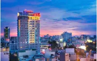 Staycation Downtown - Ben Thanh Tower D1 - Inns