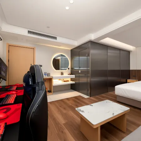 Starry Sky S E-Sports Hotel (Nanchang Bayi Square Wanshou Palace)
