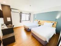 Mybed Sathorn Hotel Hotel in zona The Reserve
