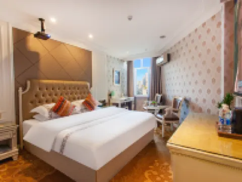 Ruby Elegant Hotel (Xinjiang International Grand Bazaar Erdaoqiao Subway Station) Hotels in Urumqi