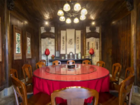 宏村萬興樓·南湖畔ガーデン民宿 黟県のホテル