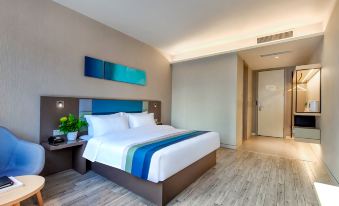 Aimoke Hotel (Guanyinqiao Hongqihegou Light Rail Station)