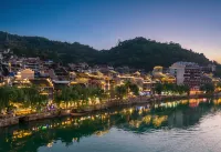 Eleven Eleven · Flower Dream Inn