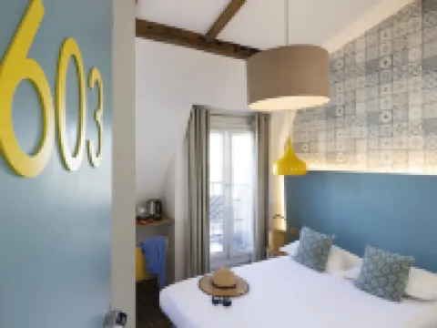 蒙馬特麗晶嘻哈旅舍 鄰近蒙馬特高地的酒店