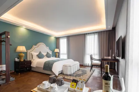 Ruoman Hotel (Taiyuan Jinyang Lake Convention and Exhibition Center Vientiane City) Отели рядом с достопримечательностью «Taiyuan University of Science and Technology (South Area)»