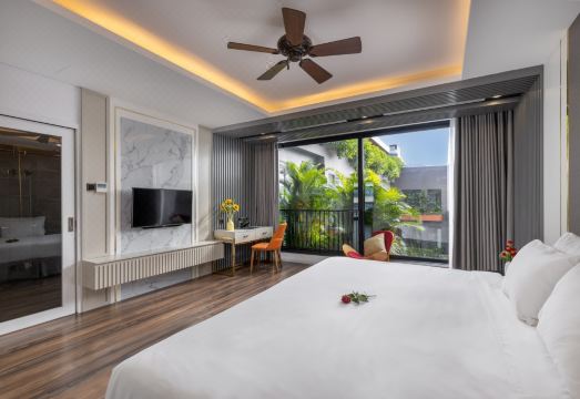 5. 치 하우스 다낭..