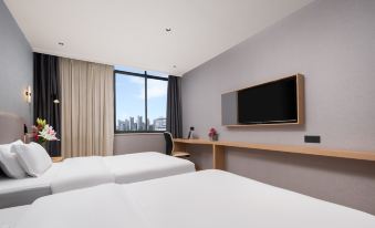 Jinjiang Inn Select (Wuhan Optics Valley Avenue Lingjie Road Institute of Communications)