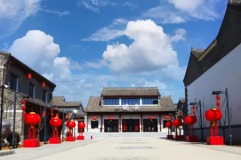 Qixia Mu's Manor Jinshe Hotel