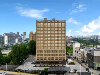 Atour Hotel Kangqiao Subway Station Shanghai International Tourism and Resorts Zone Hotel in zona China Communications Construction Engineering College