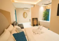 Bernese Resort Hotel powered by Cocotel Hotels in Tabaco