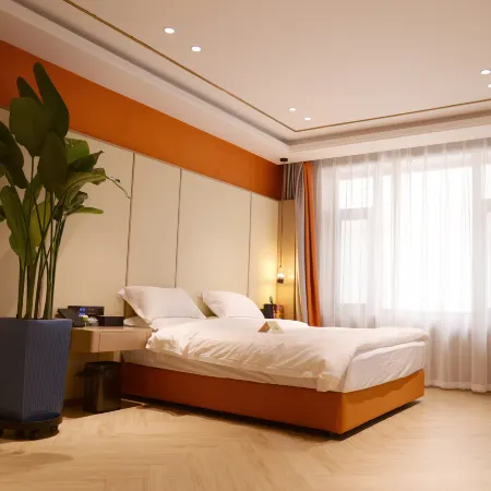 Cloud Hotel