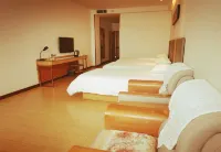 Home Inn Huaxuan Collection Hotel (Guyuan Qinghe South Road)