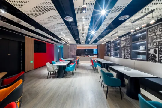 Ibis Hotel (Beijing Tiananmen Square Branch)