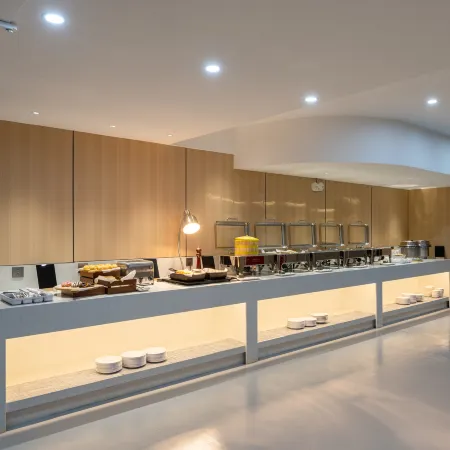 Boton International Hotel (Heyuan Jianji Shopping Center)
