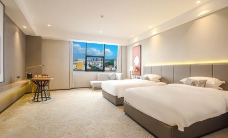 Echeng Hotel (Yangjiang Baili Plaza) - Housity