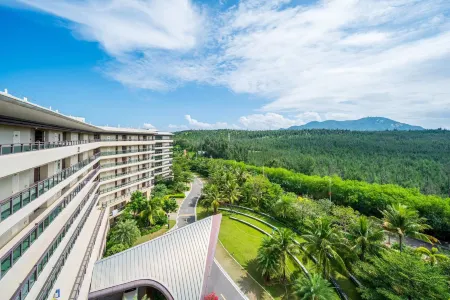 West Coast Scenic Apartment