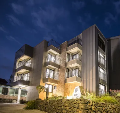 W Ocean Pension Hoteles cerca de Museo Joanne de Osos de Peluche