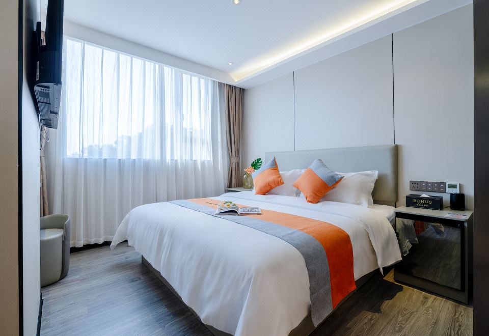 보너스 호텔 로비 및 프런트 데스크 모습