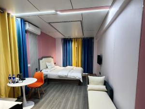 Aloft Apartments