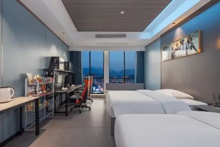 Titan E-sports Hotel (Shimen Lanyuan Plaza) Отели в г. Шимэнь