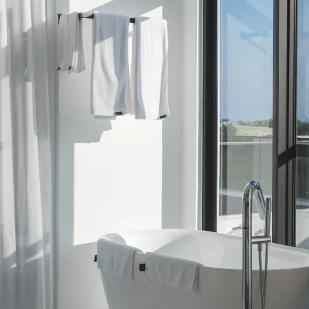 Cloud 9 panorama Guest House Отели рядом с достопримечательностью «Маяк Элуанби»