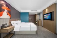 LIDO HOTEL麗都飯店（吳川奧園廣場第三中學店） 鼎龍灣海之角附近的飯店