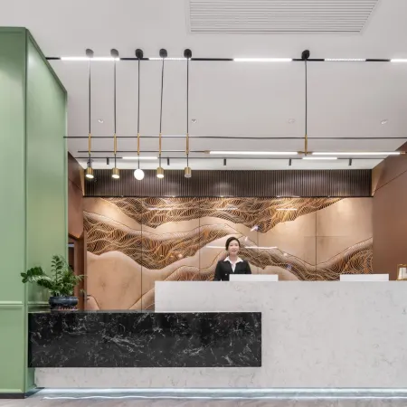 Kaweida Hotel (Wuchuan Aoyuan Plaza No.3 Middle School)
