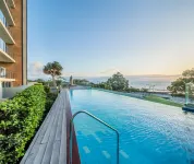 Oaks Redcliffe Mon Komo Suites - Sea View