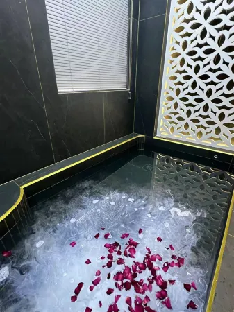 Sunny Luxury Wenquan Homestay Отели рядом с достопримечательностью «Shantou Dongshan Lake»