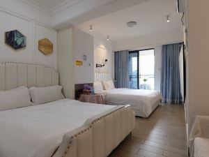 Four Seasons Seaview Hotel Apartment (Rose Coast)