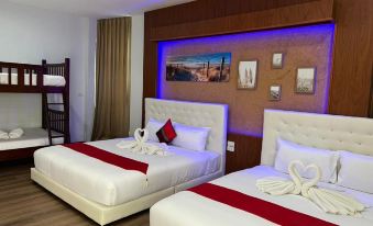 River Grand Hotel