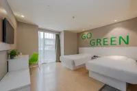 Motel (The Bund, Qipu Road, Tiantong Road Metro Station) Hotel di Shanghai